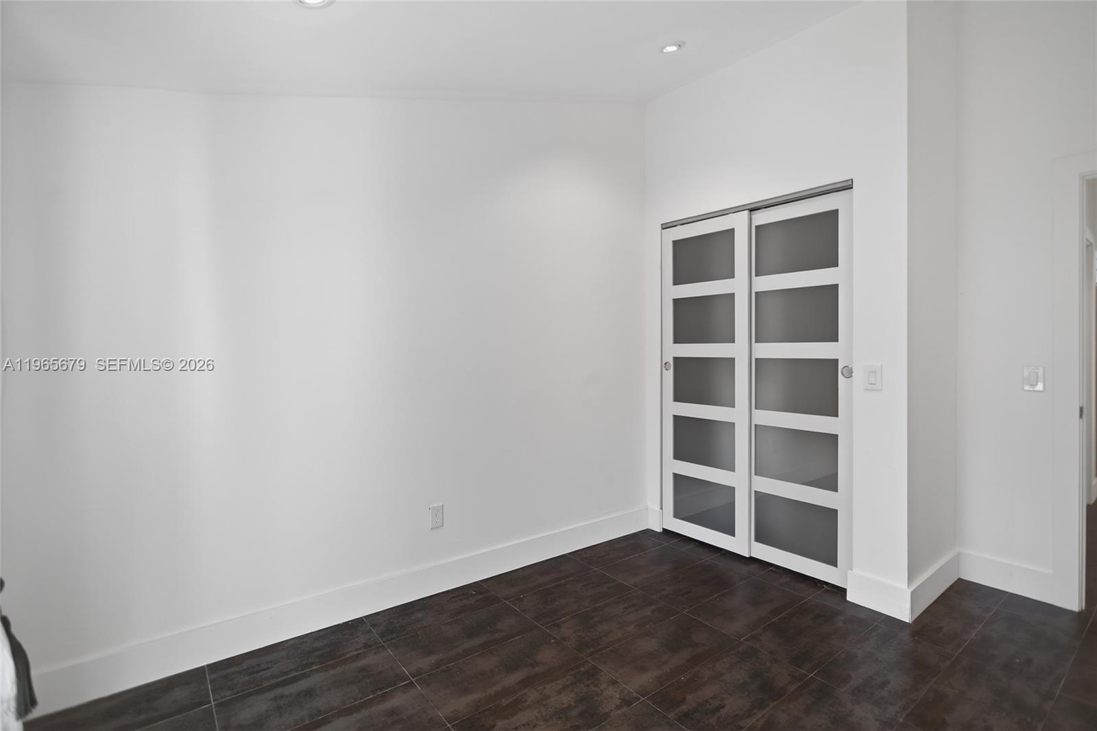 1113 North Victoria Park Road Fort Lauderdale, FL 33304 - Photo 19 of 23
