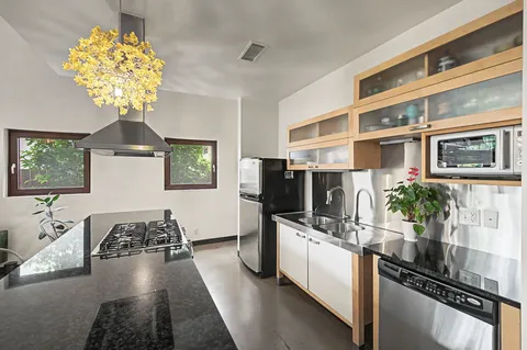 $799,900 | 2218 Belmont Boulevard, Unit 102, Nashville, TN 37212