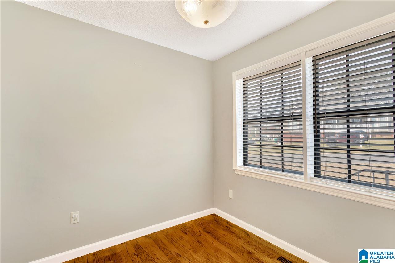 401 9th Street Pleasant Grove, AL 35127 - Photo 10 of 35