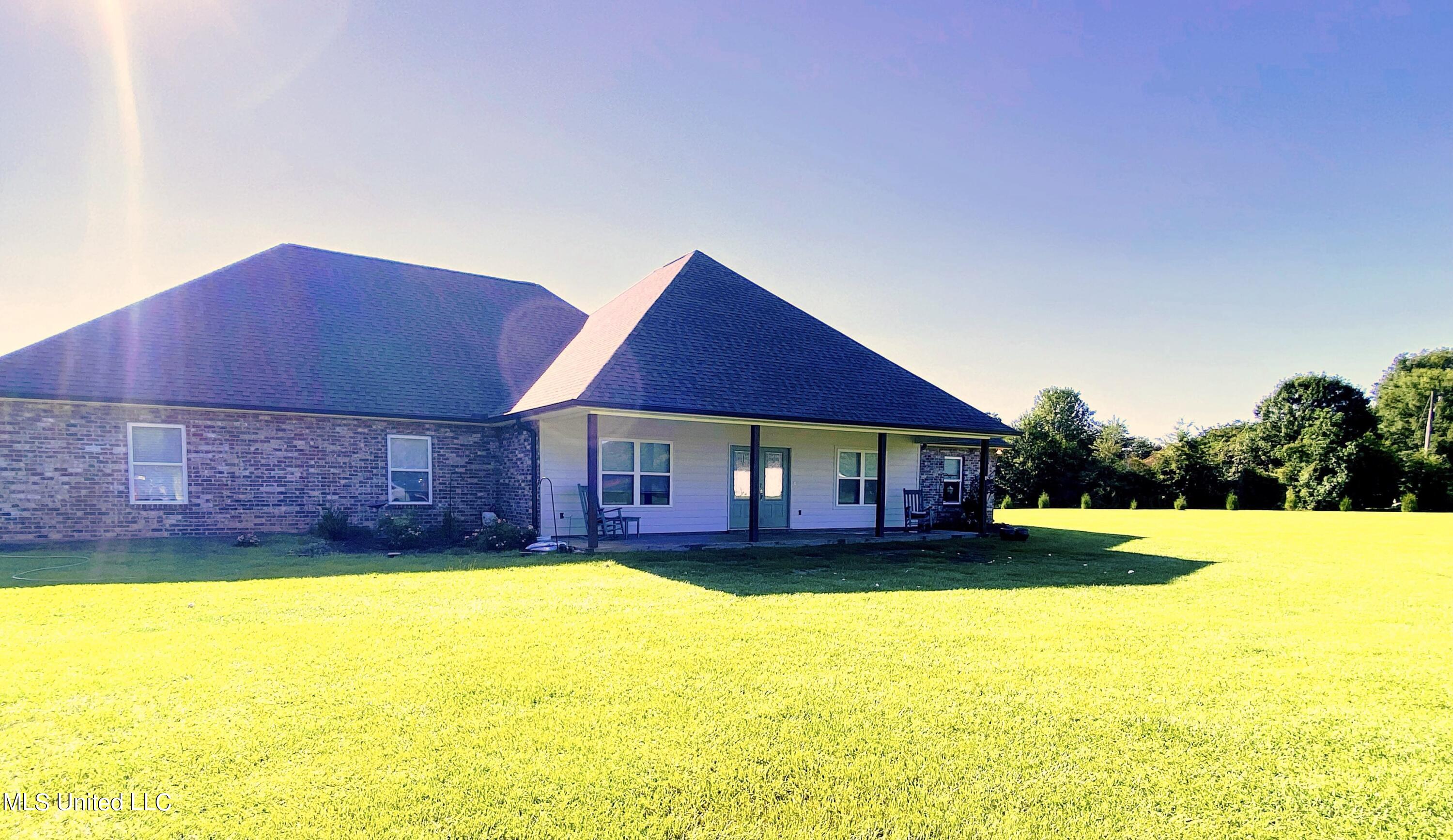 251 Lumpkin Road Carriere, MS 39426 - Photo 3 of 18 2024-06-11 14-32 page 4