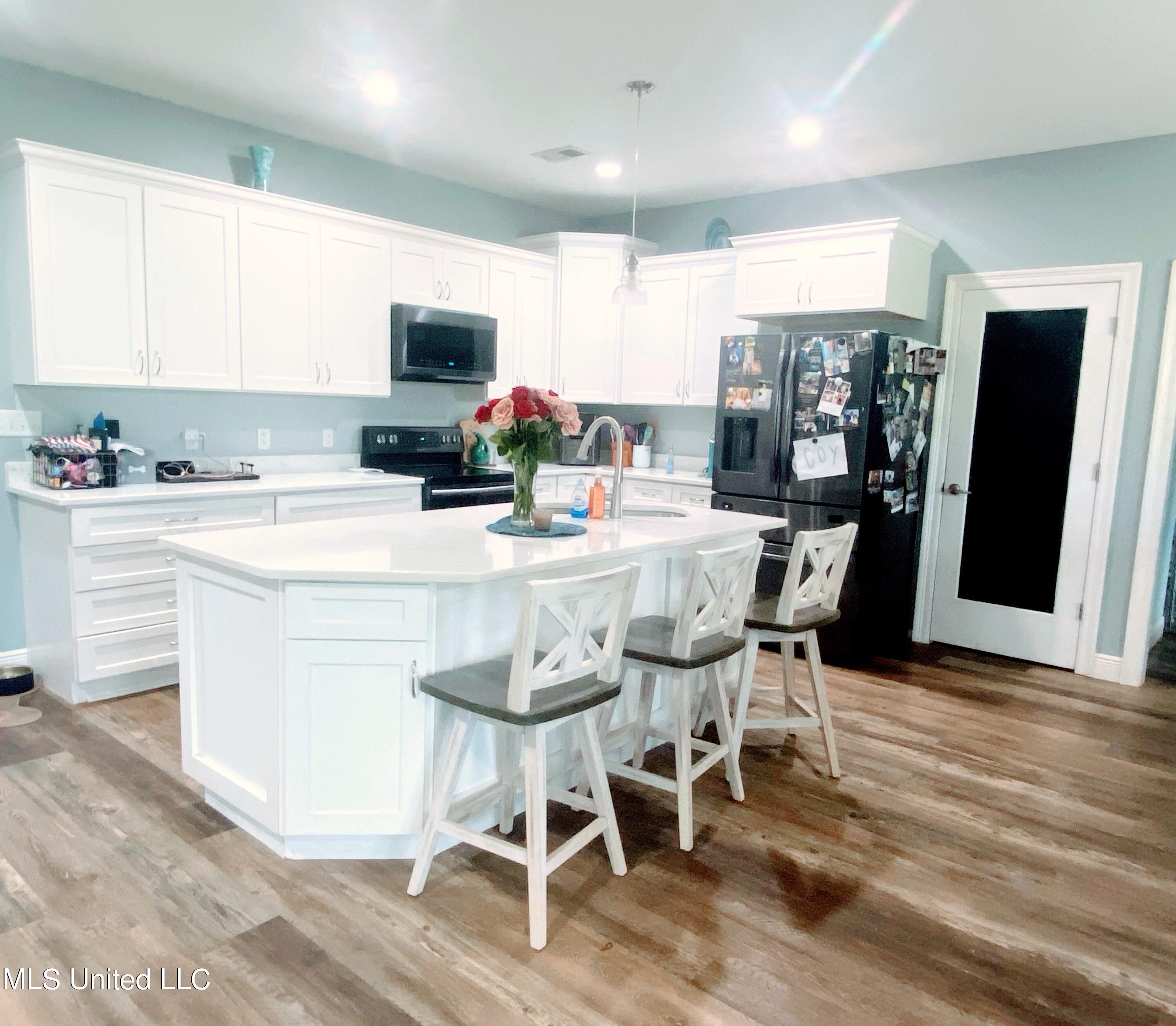 251 Lumpkin Road Carriere, MS 39426 - Photo 6 of 18 2024-06-11 14-42 page 4