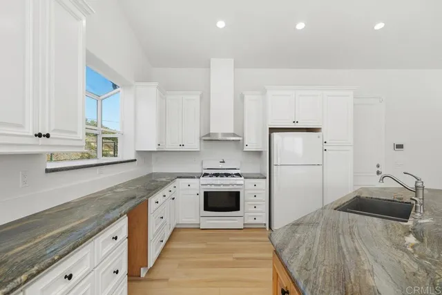 $950,000 | 31840 Wrightwood Road, Bonsall, CA 92003