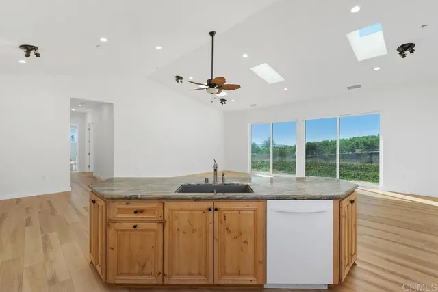 $950,000 | 31840 Wrightwood Road, Bonsall, CA 92003