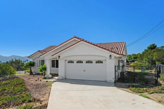 $950,000 | 31840 Wrightwood Road, Bonsall, CA 92003