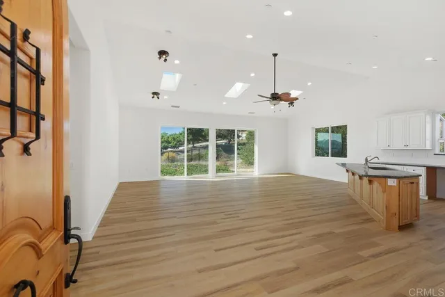 $950,000 | 31840 Wrightwood Road, Bonsall, CA 92003