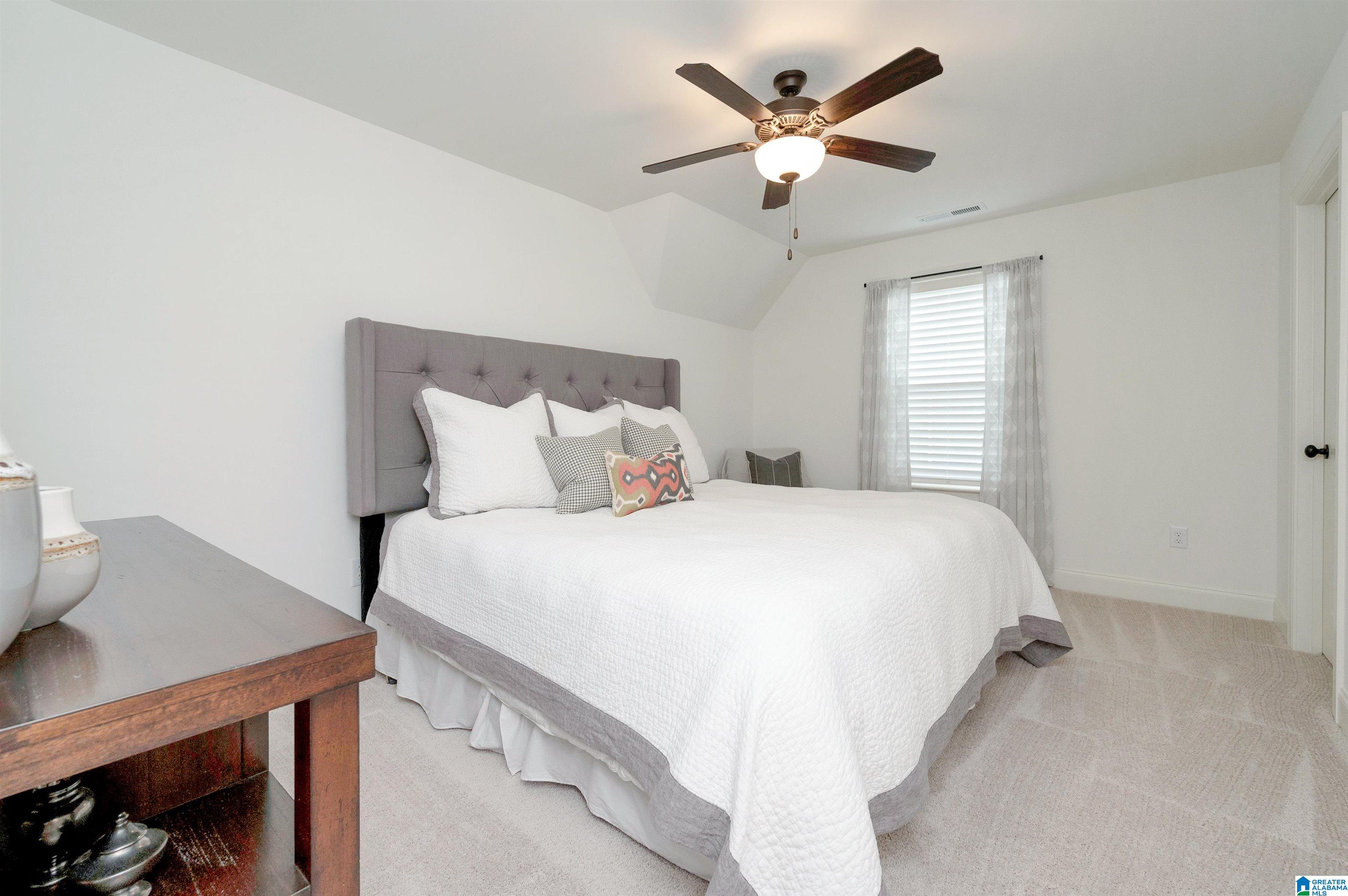325 Kinross Cove Pelham, AL 35124 - Photo 39 of 48
