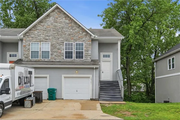 $1,800 | 10337 Parkview Avenue, Kansas City, KS 66109
