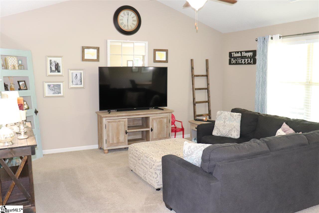 1022 St Charles Way Anderson, SC 29621 - Photo 3 of 23 Gallery Image 3