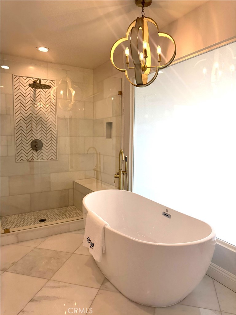 30902 Rue De La Pierre Rancho Palos Verdes, CA 90275 - Photo 42 of 66 Standalone tub and shower