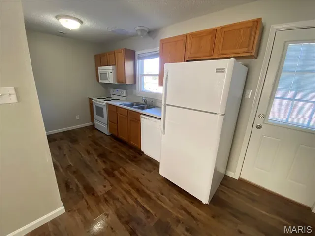 $1,350 | 3561 Lonedell Road, Unit 3561, Arnold, MO 63010