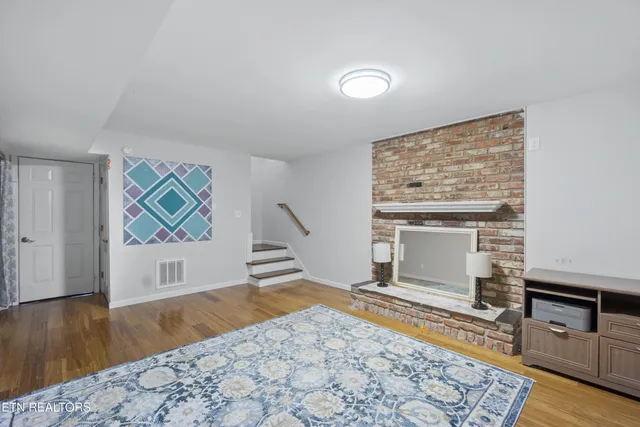 $580,000 | 204 Anderson Drive, Knoxville, TN 37920