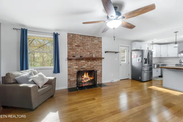 $580,000 | 204 Anderson Drive, Knoxville, TN 37920