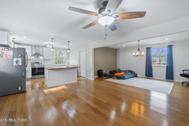 $580,000 | 204 Anderson Drive, Knoxville, TN 37920