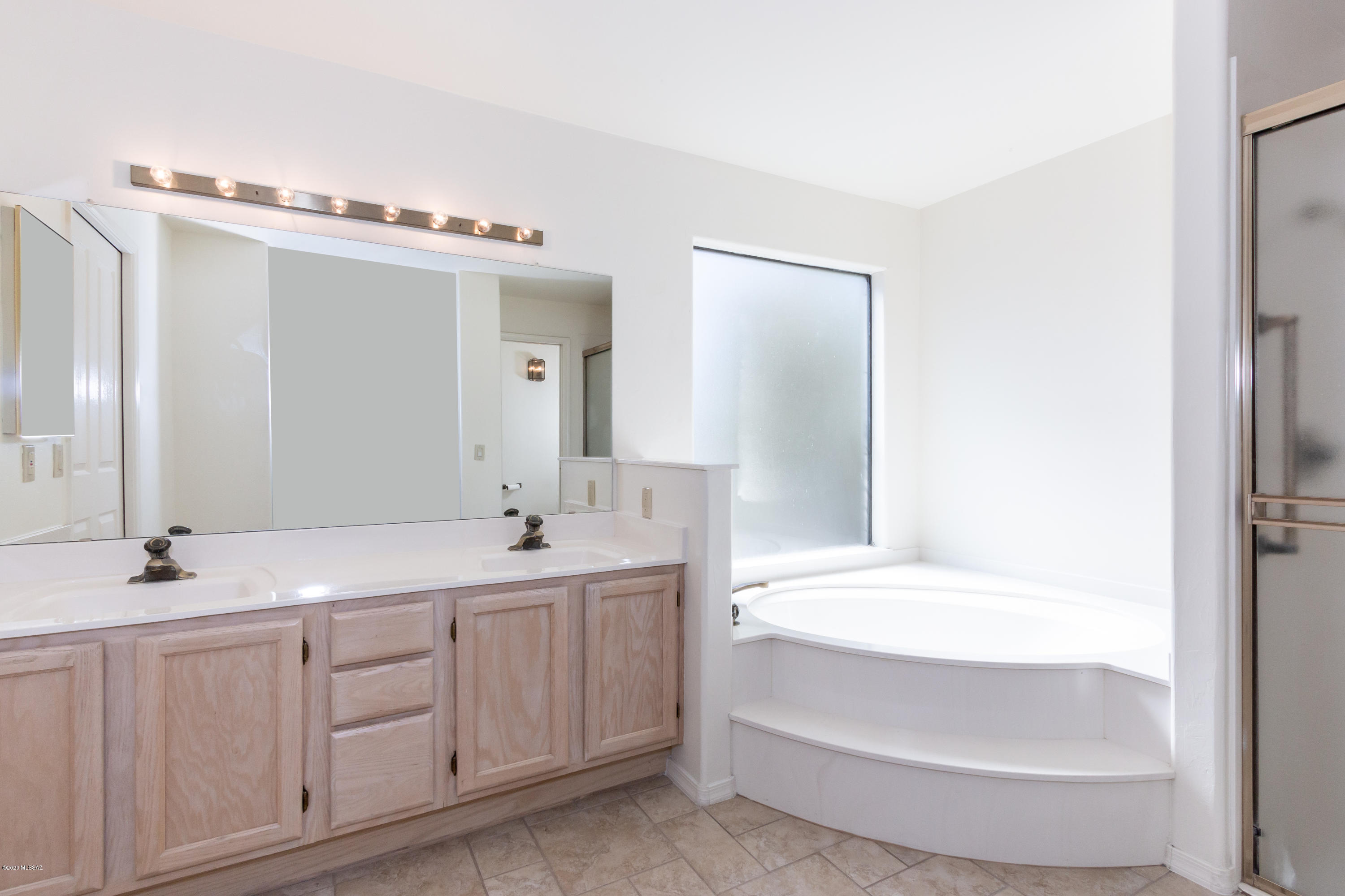 910 West Los Altos Road Tucson, AZ 85704 - Photo 17 of 42 Gallery Image 17