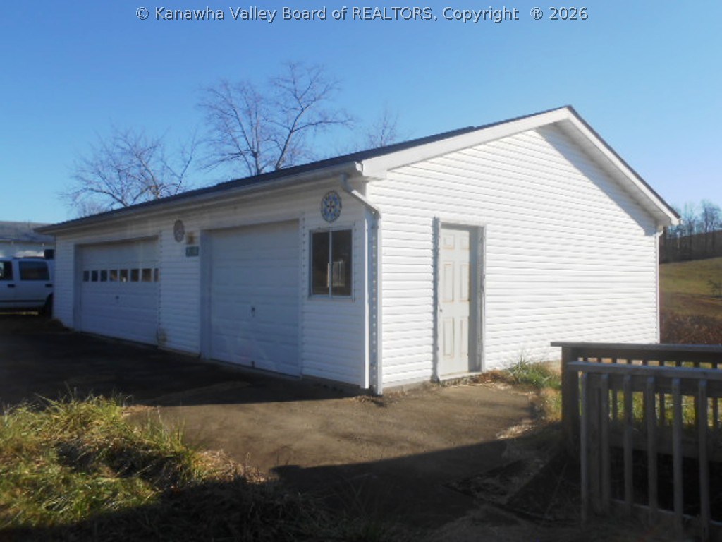 7110 Gay Road Gay, WV 25244 - Photo 6 of 21 Gallery Image 6