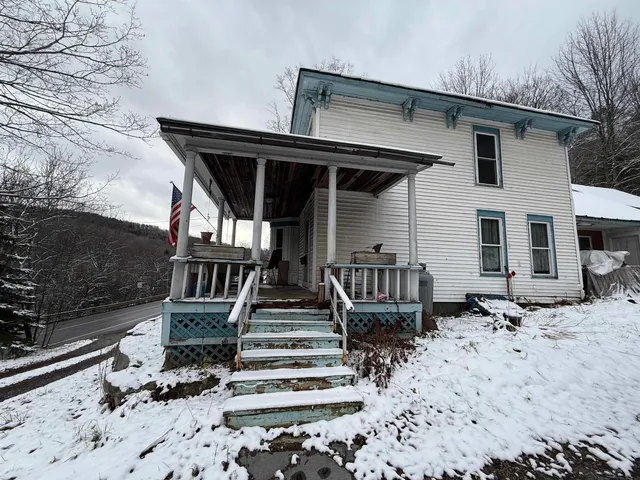 $199,000 | 511 Highway 25, Topsham, VT 05086