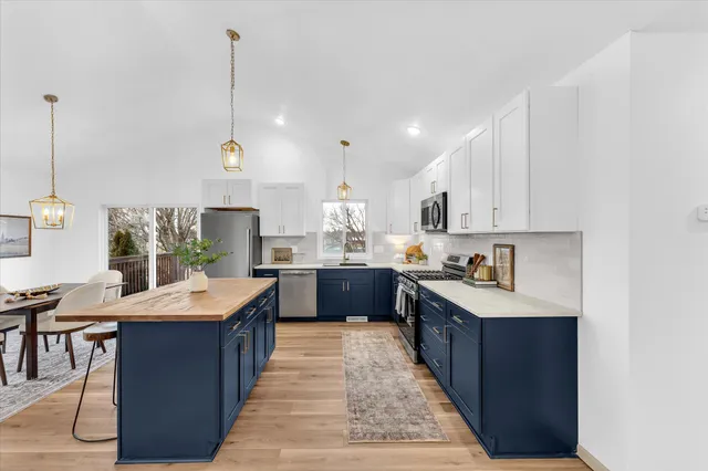 $359,900 | 5069 Dio Drive Northeast, Cedar Springs, MI 49319