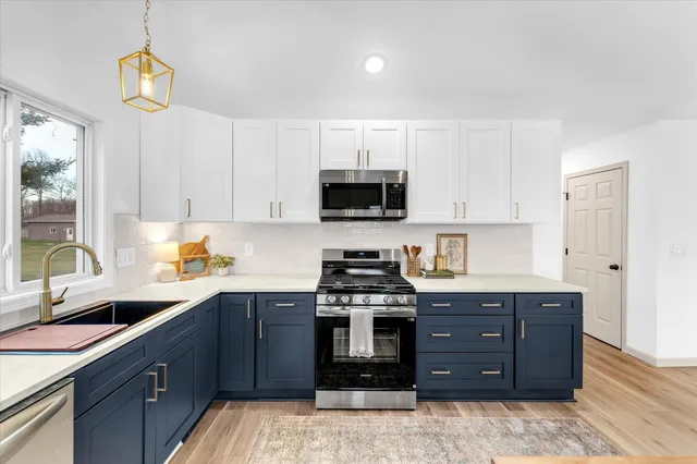 $359,900 | 5069 Dio Drive Northeast, Cedar Springs, MI 49319