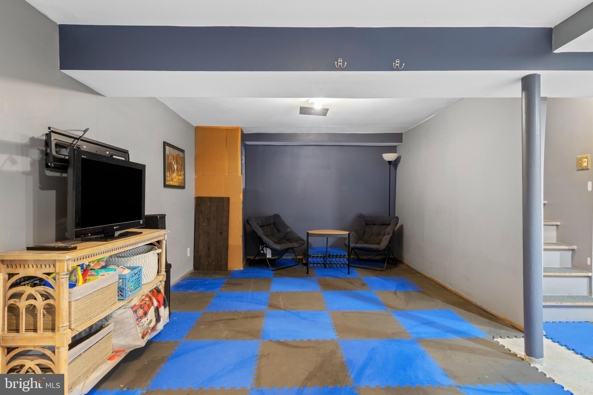 957 Kingsman Road Upper Chichester, PA 19061 - Photo 13 of 17 Finished Basement