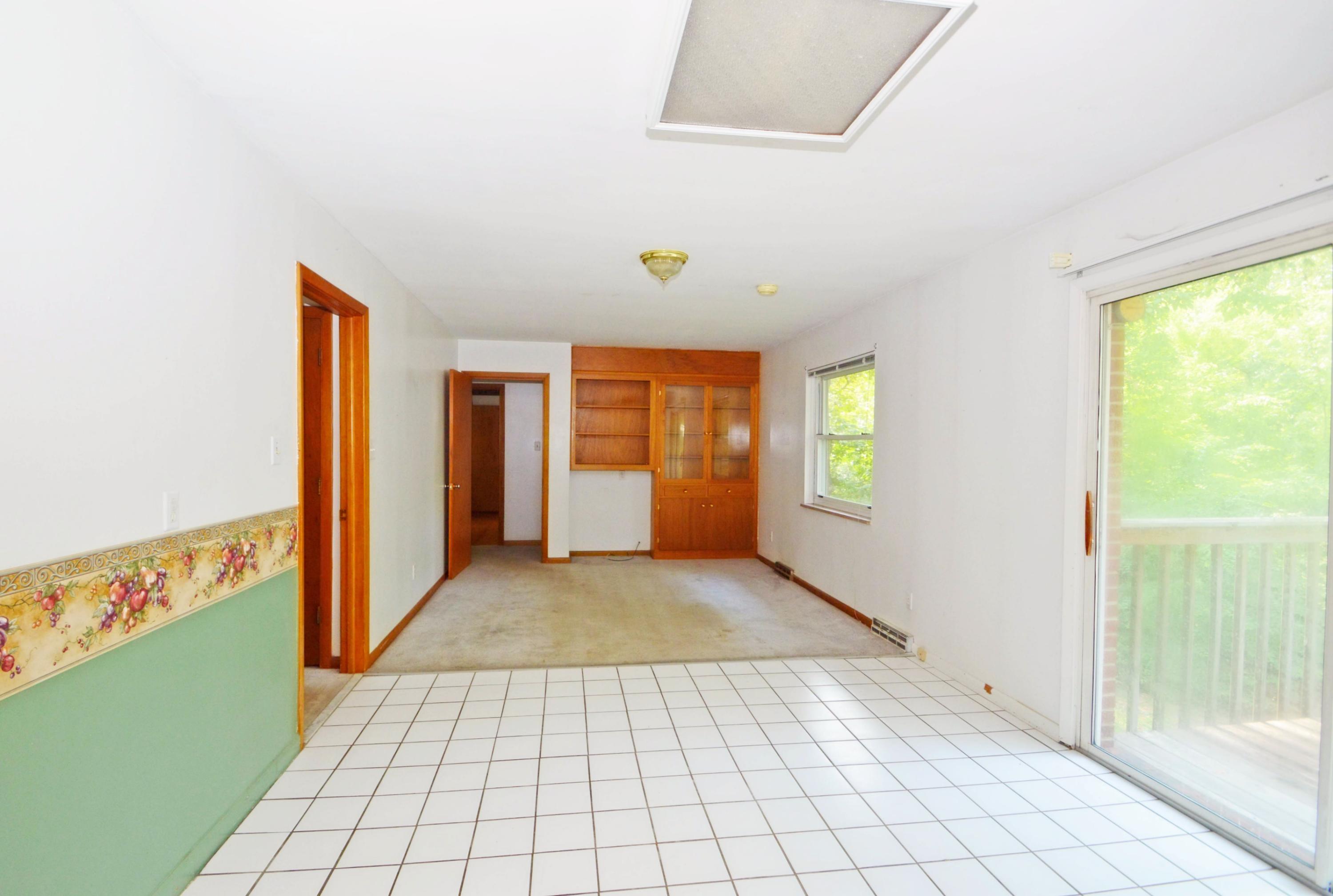 4913 Mandalay Road Northwest Knoxville, TN 37921 - Photo 3 of 12 DSC_0018