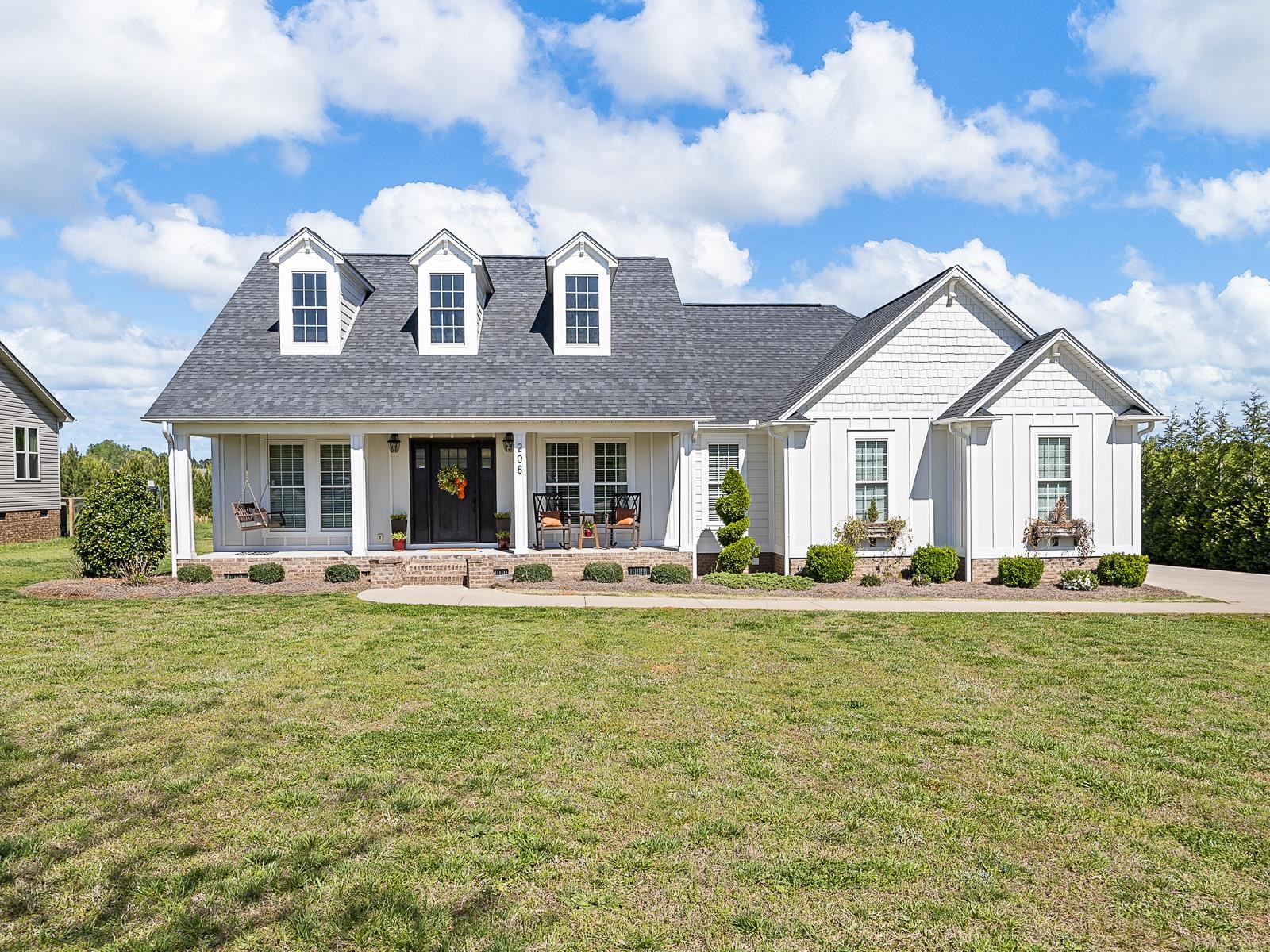 208 Lamp Post Road Inman, SC 29349 - Photo 3 of 34