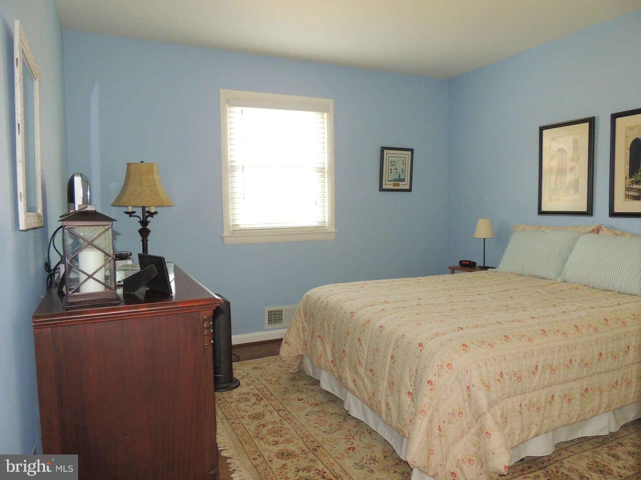1910 Longmead Road Silver Spring, MD 20906 - Photo 15 of 27 Bedroom 2