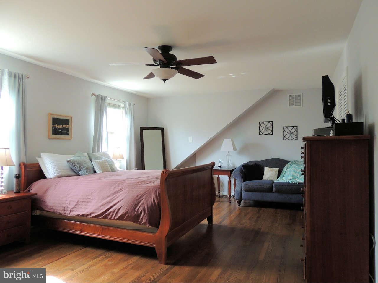 1910 Longmead Road Silver Spring, MD 20906 - Photo 22 of 27 Bedroom 3