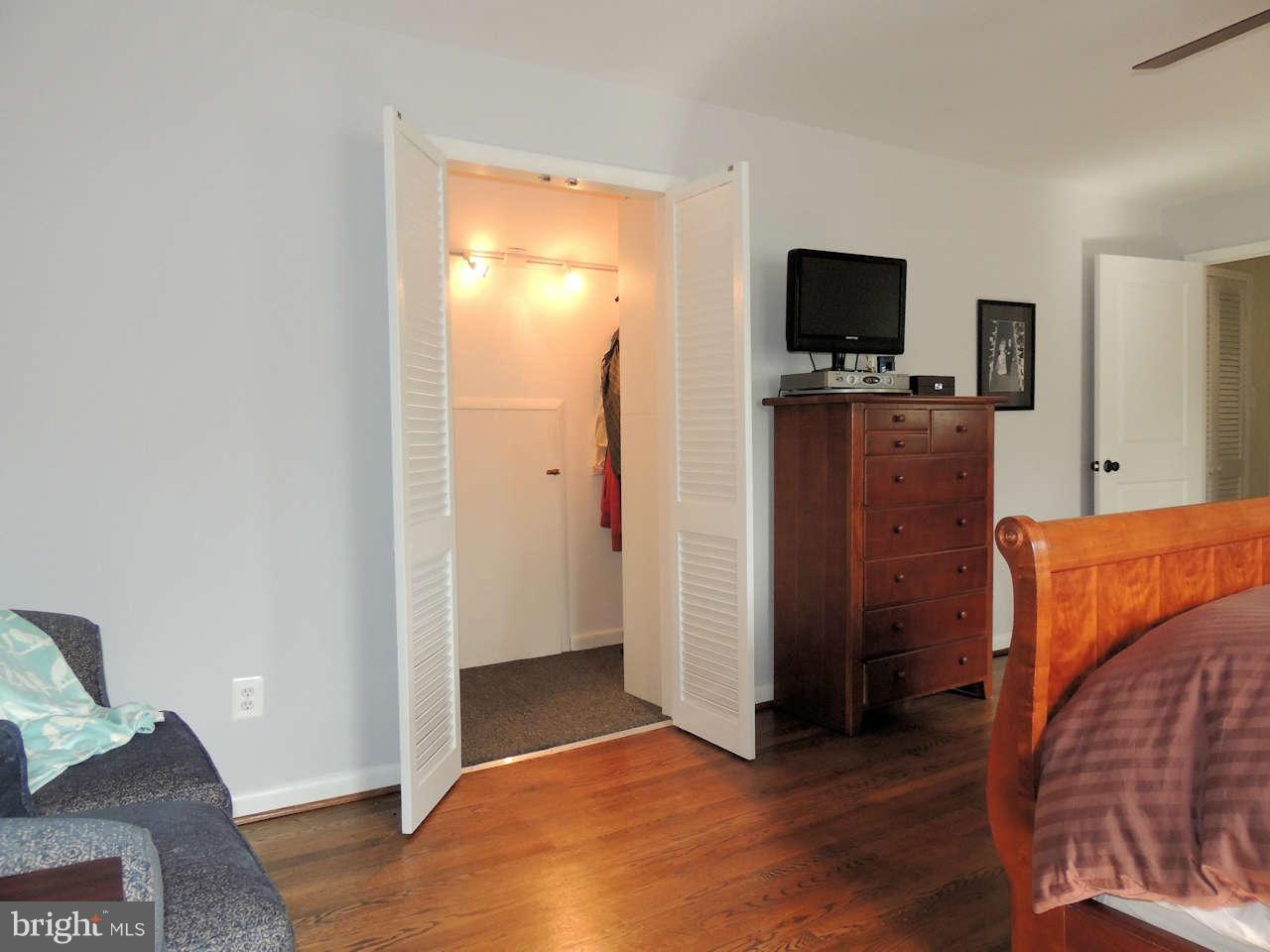 1910 Longmead Road Silver Spring, MD 20906 - Photo 23 of 27 Bedroom 3
