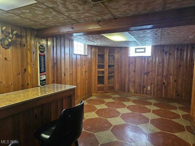 125 Canton Road Akron, OH 44312 - Photo 28 of 36 Rec room with bar