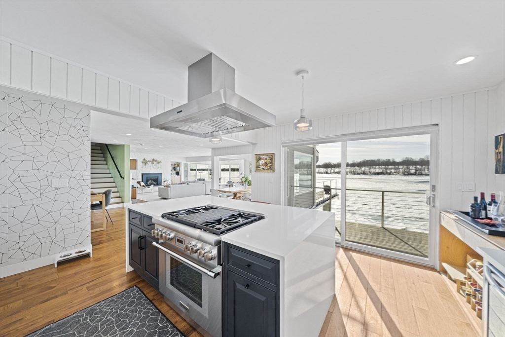 141 Edgewater Road Hull, MA 02045 - Photo 15 of 42