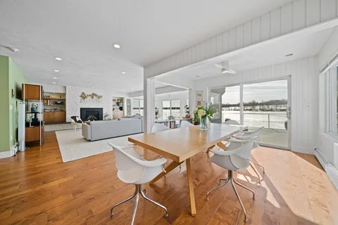 $2,999,995 | 141 Edgewater Road, Hull, MA 02045