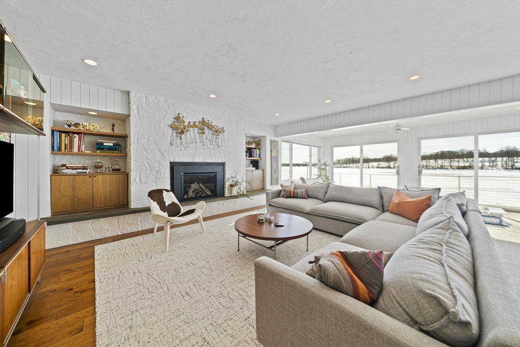 141 Edgewater Road Hull, MA 02045 - Photo 20 of 42