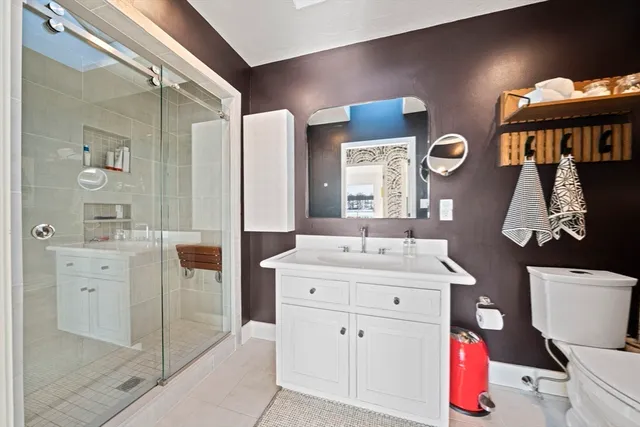 $2,999,995 | 141 Edgewater Road, Hull, MA 02045