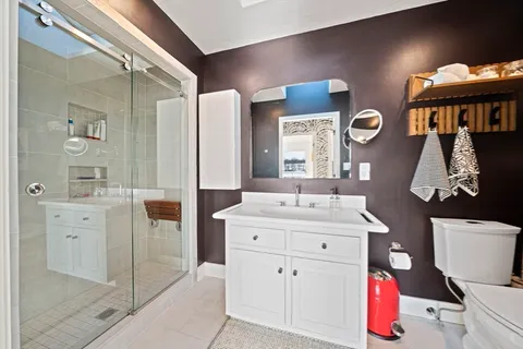 $2,999,995 | 141 Edgewater Road, Hull, MA 02045