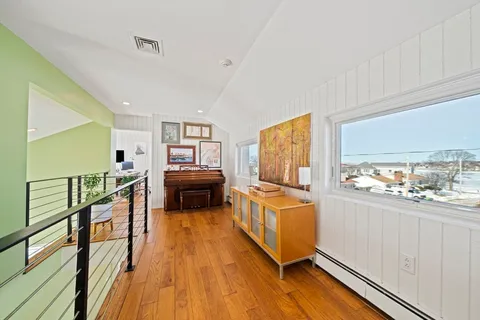 $2,999,995 | 141 Edgewater Road, Hull, MA 02045