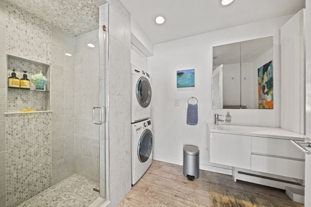 141 Edgewater Road Hull, MA 02045 - Photo 37 of 42