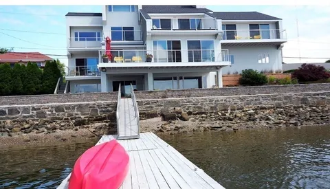 $2,999,995 | 141 Edgewater Road, Hull, MA 02045