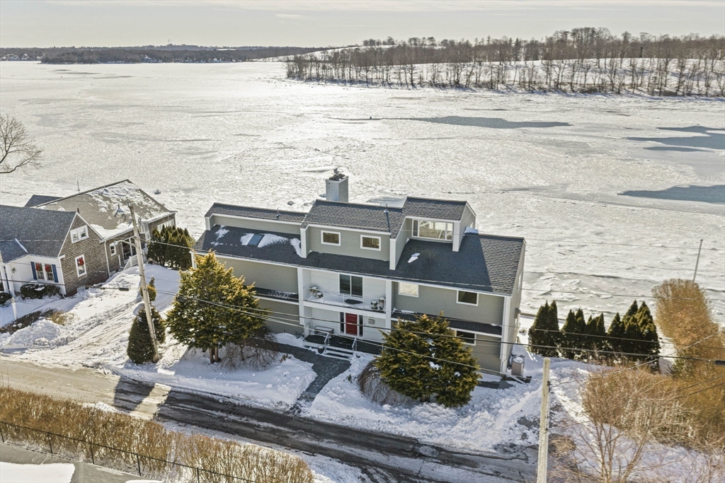 141 Edgewater Road Hull, MA 02045 - Photo 4 of 42