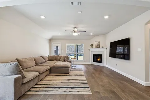 $520,000 | 4130 Mountain Laurel Drive, Hickory Creek, TX 75065