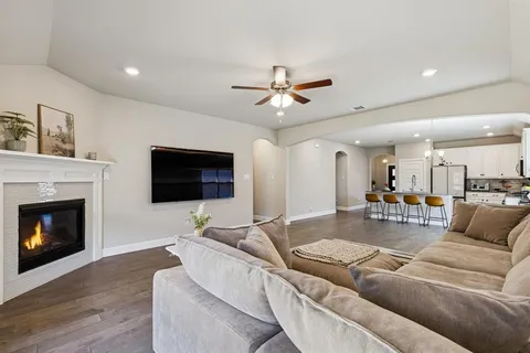 $520,000 | 4130 Mountain Laurel Drive, Hickory Creek, TX 75065