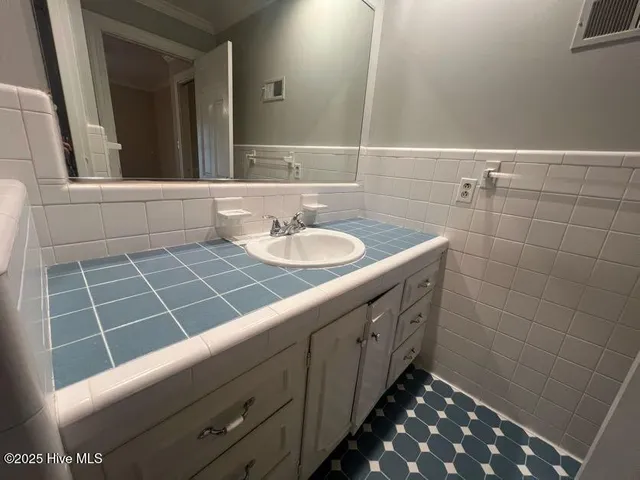 $264,900 | 904 School Drive, Williamston, NC 27892