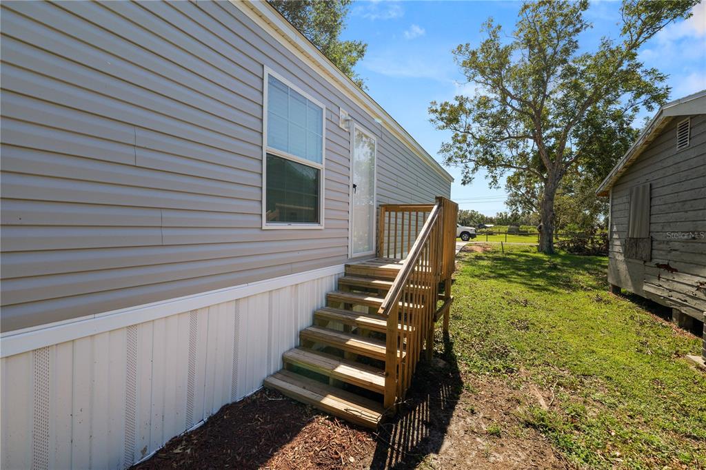 6193 Doris Road Bartow, FL 33830 - Photo 6 of 32 Gallery Image 6