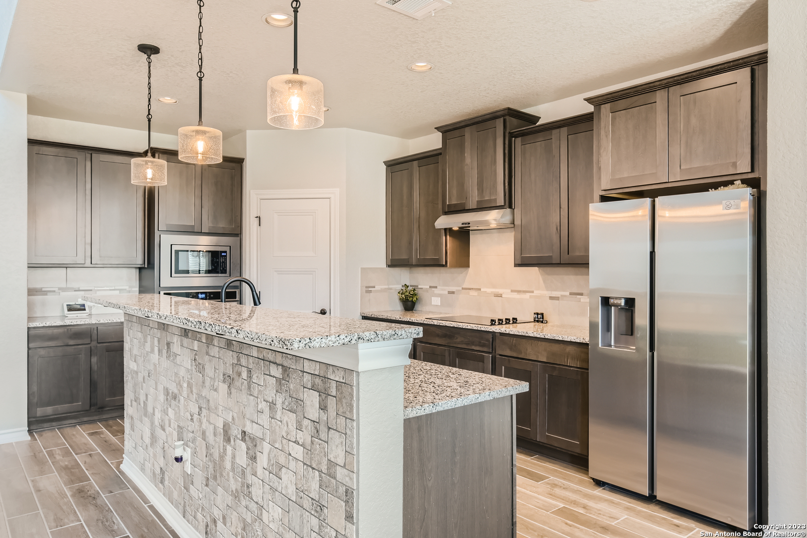 6946 Comanche Cougar San Antonio, TX 78233 - Photo 7 of 28 Gallery Image 7