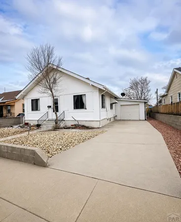 $249,500 | 706 Topeka Avenue, Pueblo, CO 81006