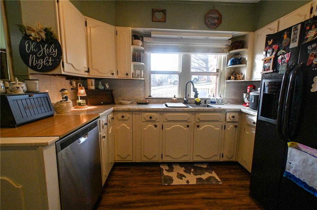 3890 Northeast 60 Road Osceola, MO 64776 - Photo 13 of 38