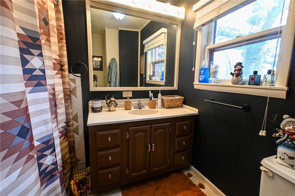 3890 Northeast 60 Road Osceola, MO 64776 - Photo 27 of 38