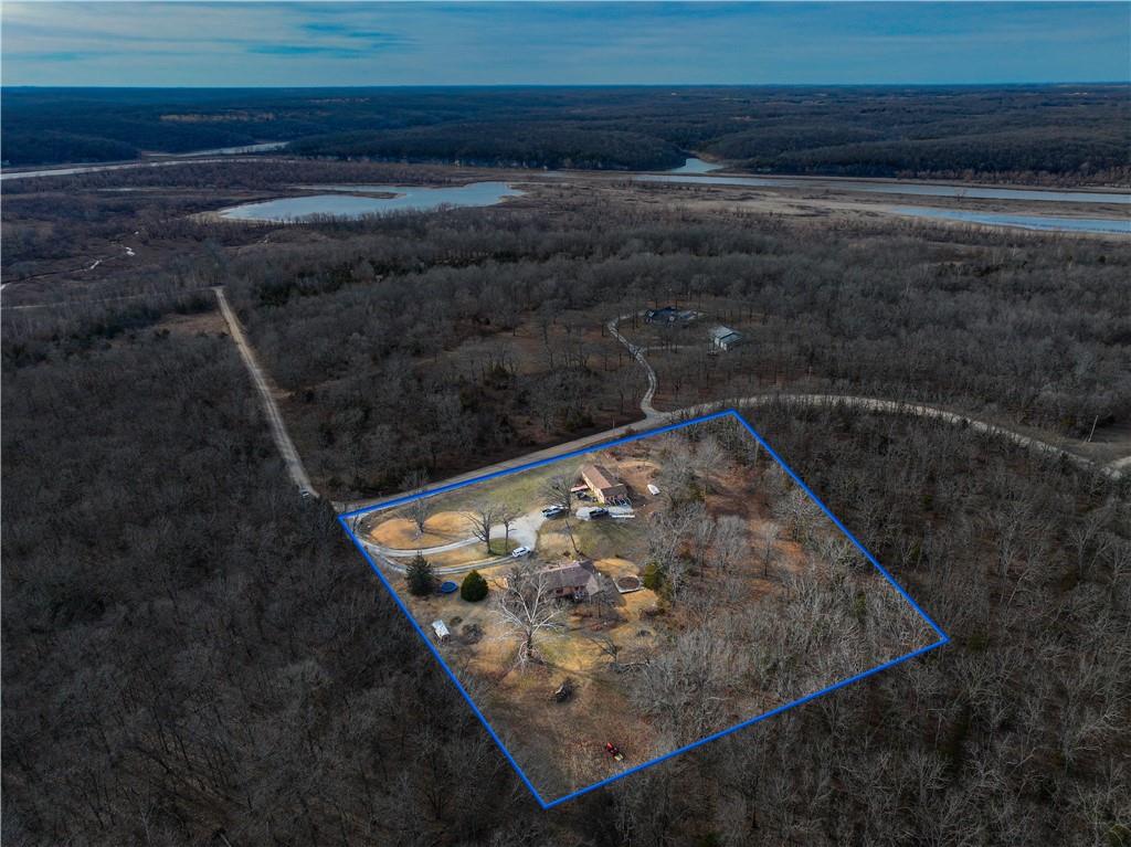 3890 Northeast 60 Road Osceola, MO 64776 - Photo 3 of 38