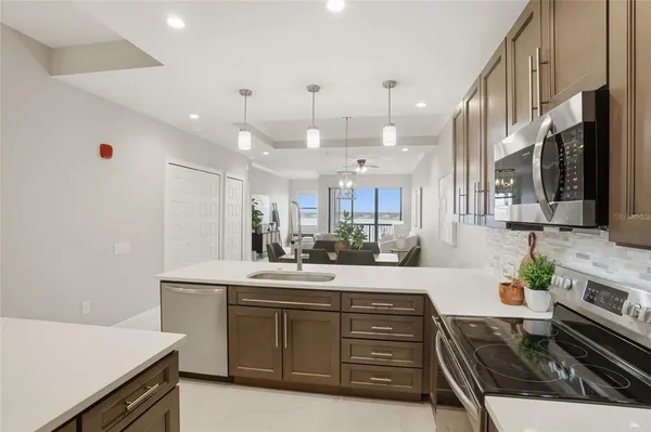 $379,900 | 16300 County Road 455, Unit 714, Montverde, FL 34756