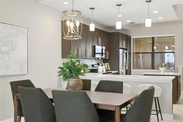 $379,900 | 16300 County Road 455, Unit 714, Montverde, FL 34756