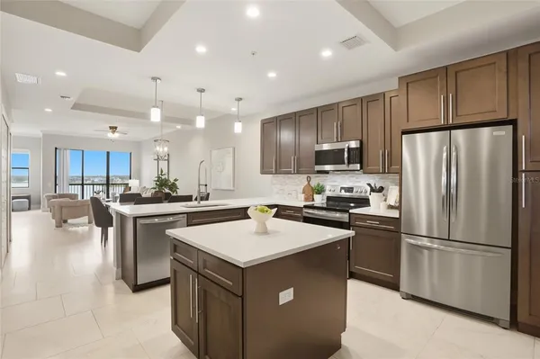 $379,900 | 16300 County Road 455, Unit 714, Montverde, FL 34756